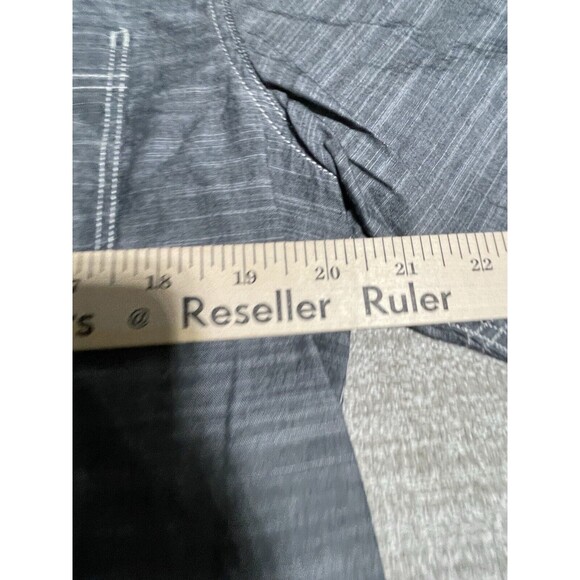District Made Shirt Men’s Large Gray Button Down Short Sleeve Collared Kia - Picture 12 of 14